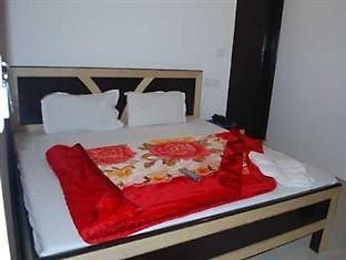 Kashvi Hotel Ню Делхи Екстериор снимка